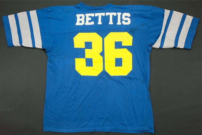 rams t shirt jersey
