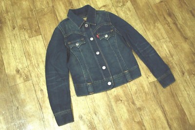 AUTH LEVIS Strauss  LEVI