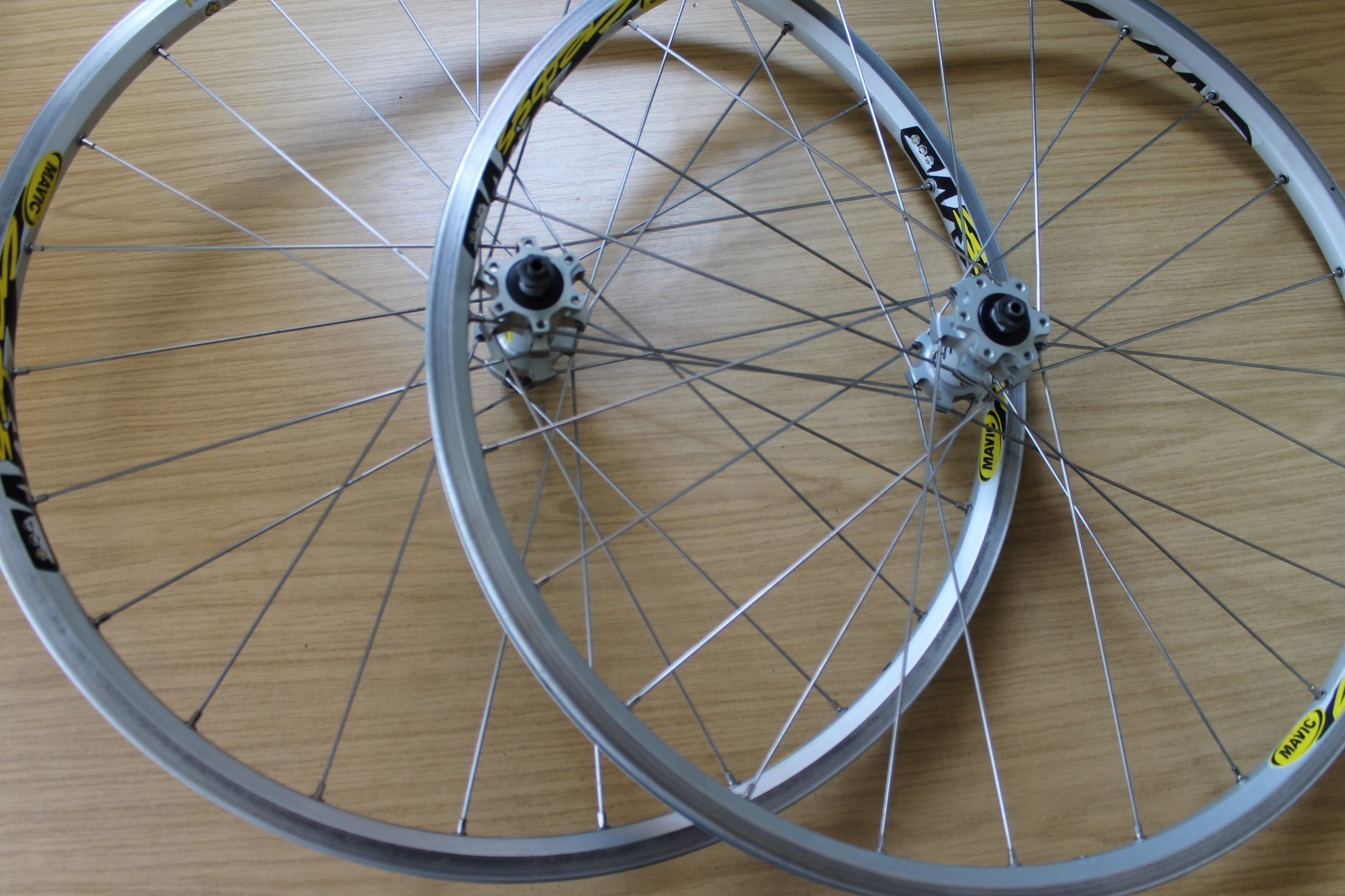 Mavic Cross Land Disc Bike Wheels 26 Mavic Cross Land Disc Bike Wheels 26