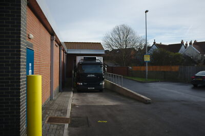 Photo 6x4 Dairy deliveries Unbranded chill lorry delivering dairy to Lidl c2017