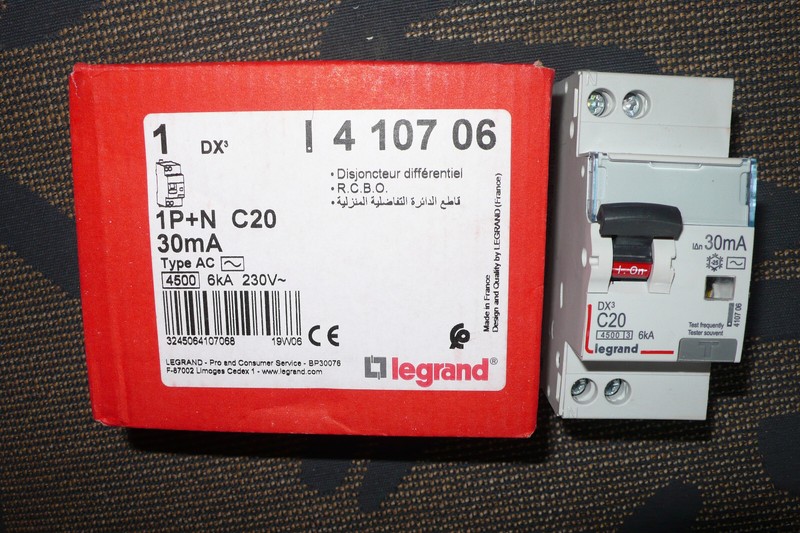 Legrand 410706 Disjoncteur Differentiel 2 PÃLes 20a 30ma Type Ac, 20amperes Dx3