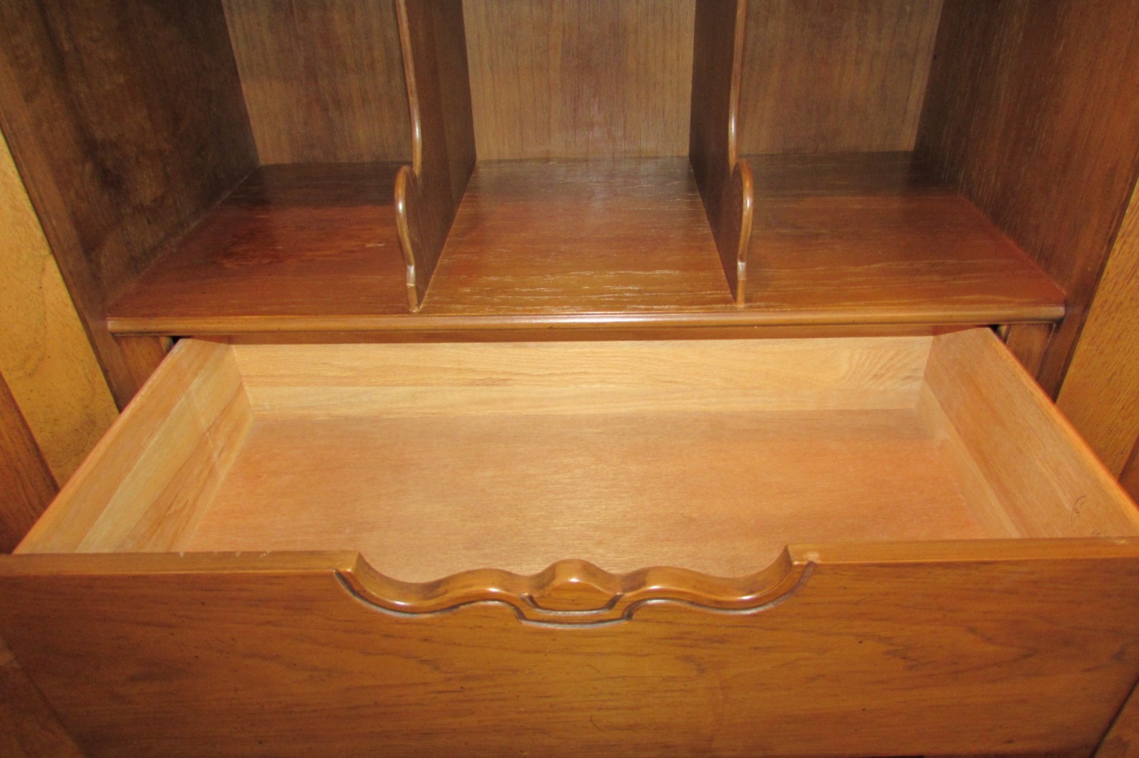 VINTAGE DREXEL VELERO ARMOIRE, WARDROBE, CHEST, CLOSET (B)