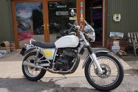 SWM Motorcycles Gran Turismo 440 445 Roadster/Retro Petrol Manual (30... 2018/18