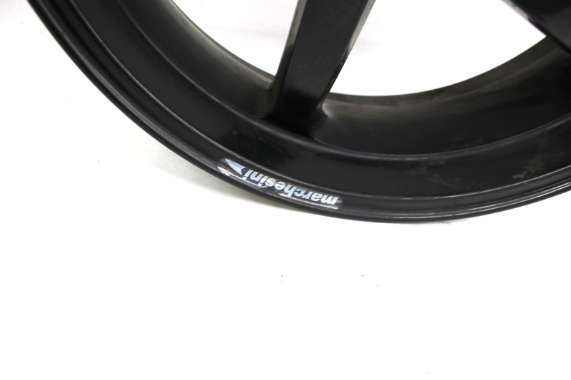 MARVIC マグネシウムホイール　DUCATI モンスターS2R 748R OZ Motorbike Cattiva Forged Magnesium Wheel Set: Ducati 748-998