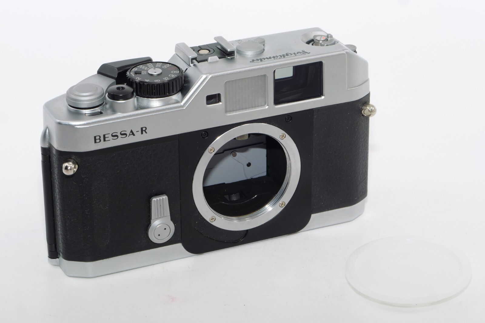 Voigtlander Bessa-R LTM 35mm Film Rangefinder Camera. Silver