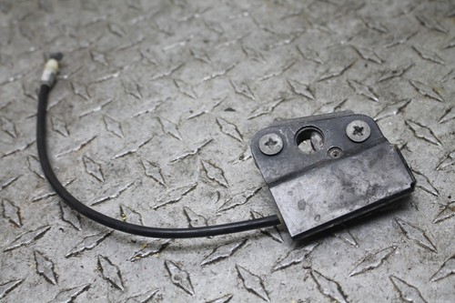 つきかげ 00-01 KAWASAKI NINJA ZX9R REAR PASSENGER SEAT LATCH LOCK