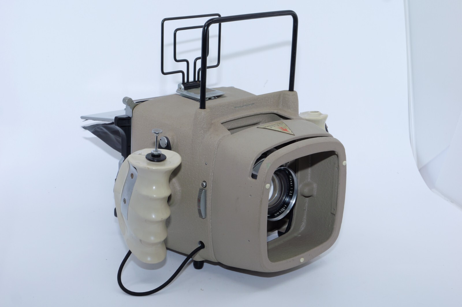 Linhof Aero-Technika 4x5 Camera. Zeiss Planar 135mm f3.5