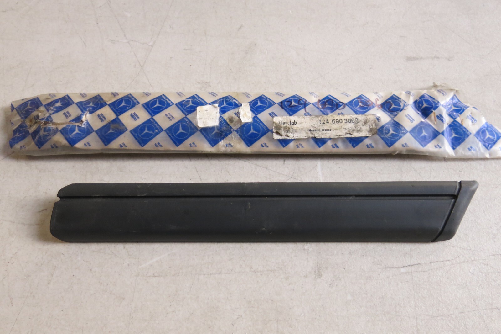 パーツ MERCEDES BENZ Cargo Cover OEM MERCEDES-BENZ GLB-CLASS (247) REAR BUMPER COVER UPPER PRIMED