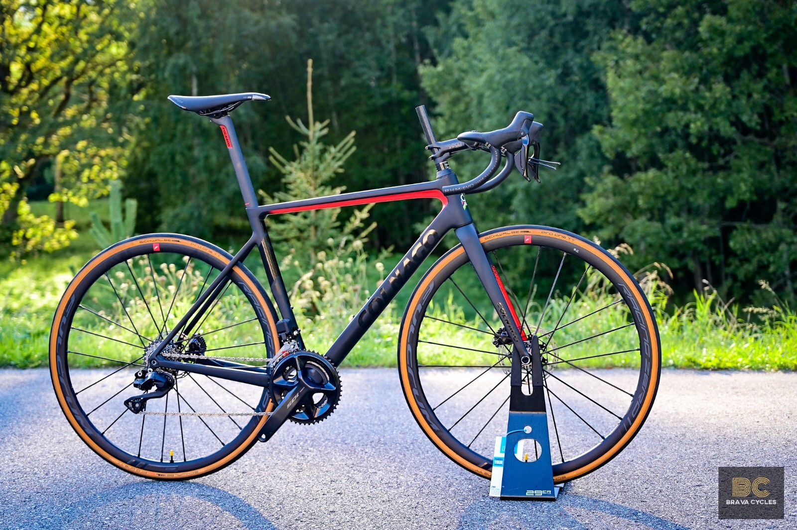 NEW Colnago V3 Disc with latest Shimano 105 Di2 carbon bike NEW Colnago V3 Disc with latest Shimano 105 Di2 carbon bike