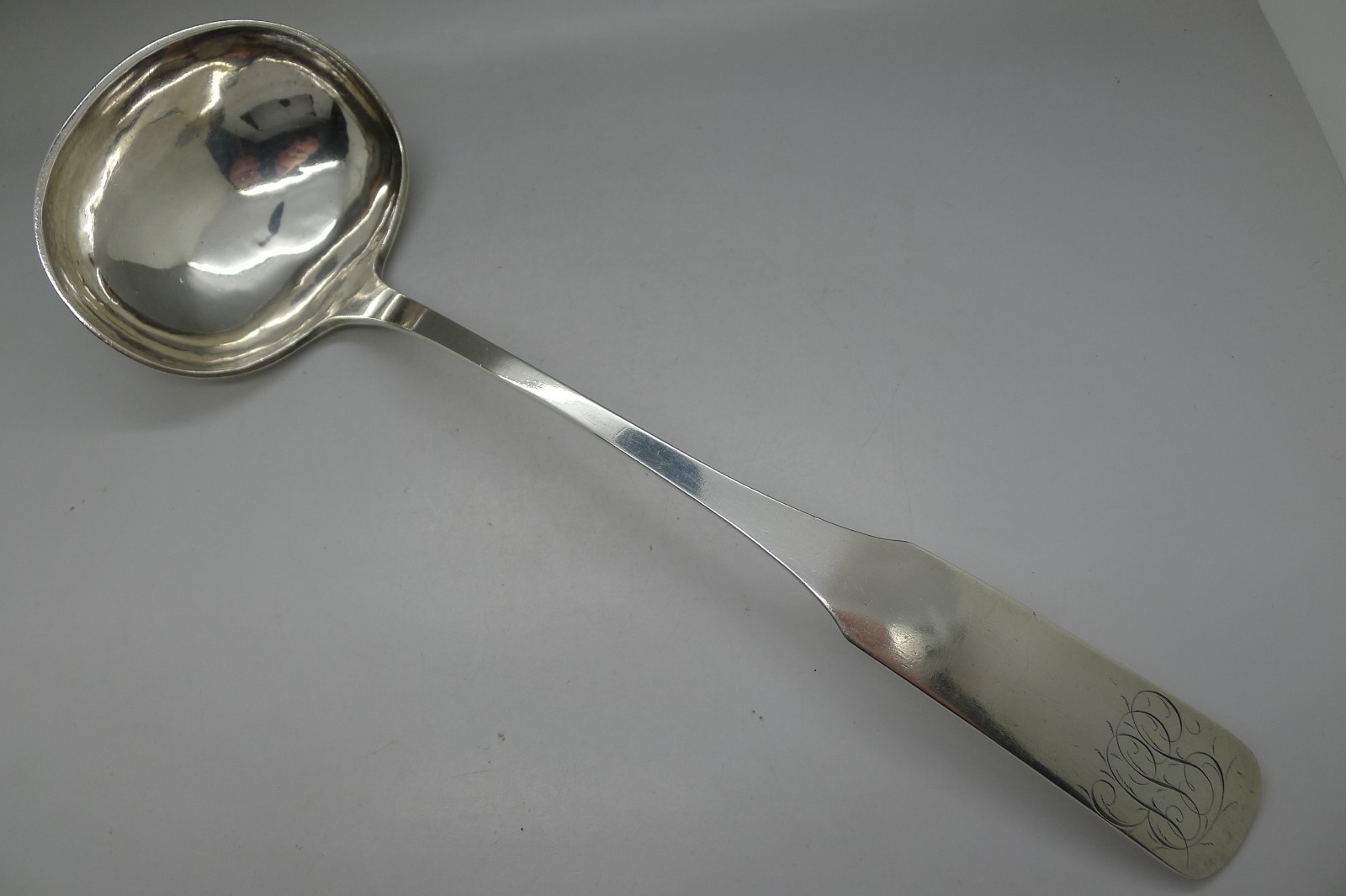 William Hughes Baltimore c.1780 American Coin Silver Punch Ladle RARE Must See