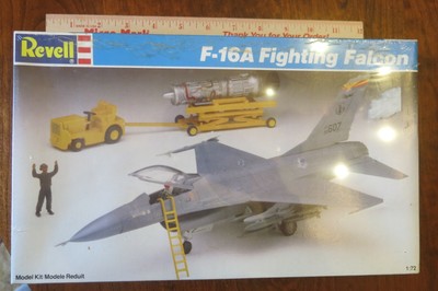 Revell F17AFighting Falcon 1/72 scale model kit 4362 complete 1988 USA Sealed
