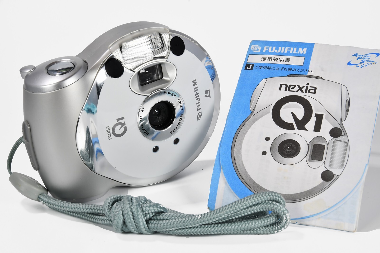 クレイサス 富士フィルム コラボ カメラ nexia Q1 ピンク クレイサス 富士フィルム コラボ カメラ nexia Q1 ピンク