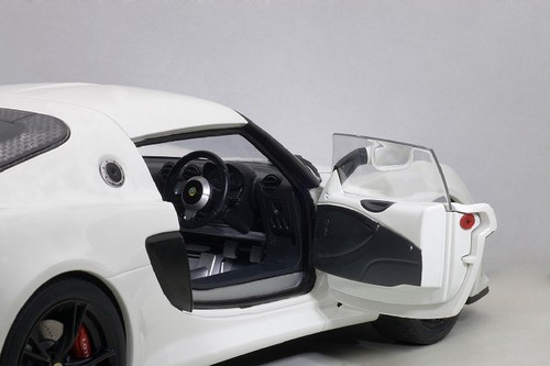 AUTOart 1/18 Scale LOTUS EXIGE S White Diecast Car Model Toy AUTOart 1/18 Scale LOTUS EXIGE S White Diecast Car Model Toy
