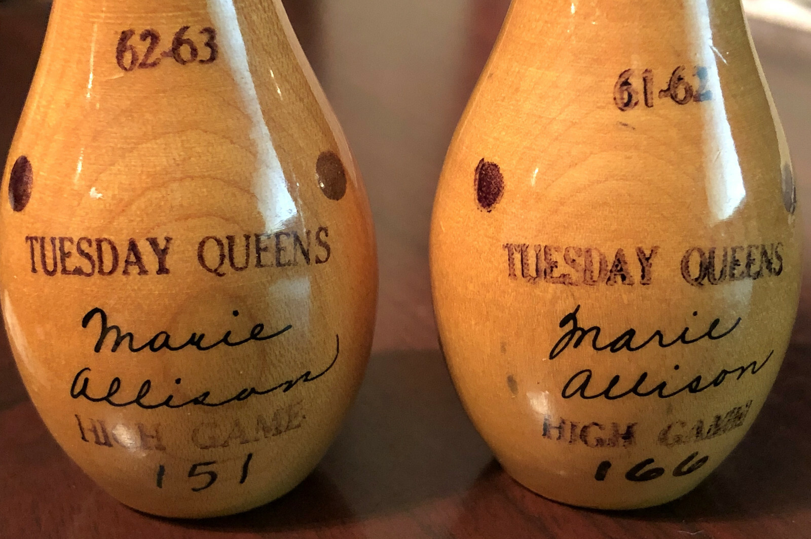 2 Vintage Wooden Bowling Pins High Score Award 1961 1962 1963 FREE SHIPPING