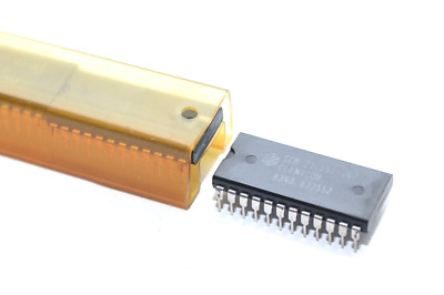 Vintage IC Baustein Clinicon Typ SCM23C16E-067, Integrated Circuit, DIP24, NOS
