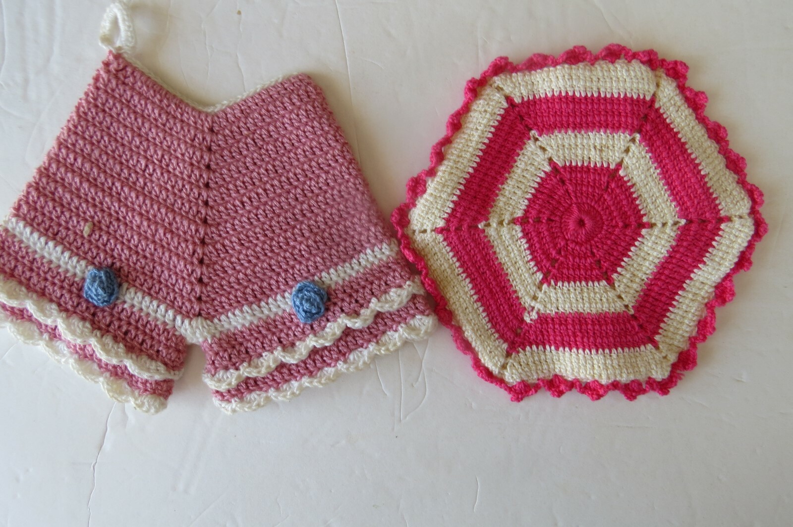 Vintage Hand Crocheted Pot Holders Lot Of 6 Assorted Colors And Styles