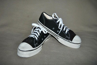 90s chunky heel sneakers