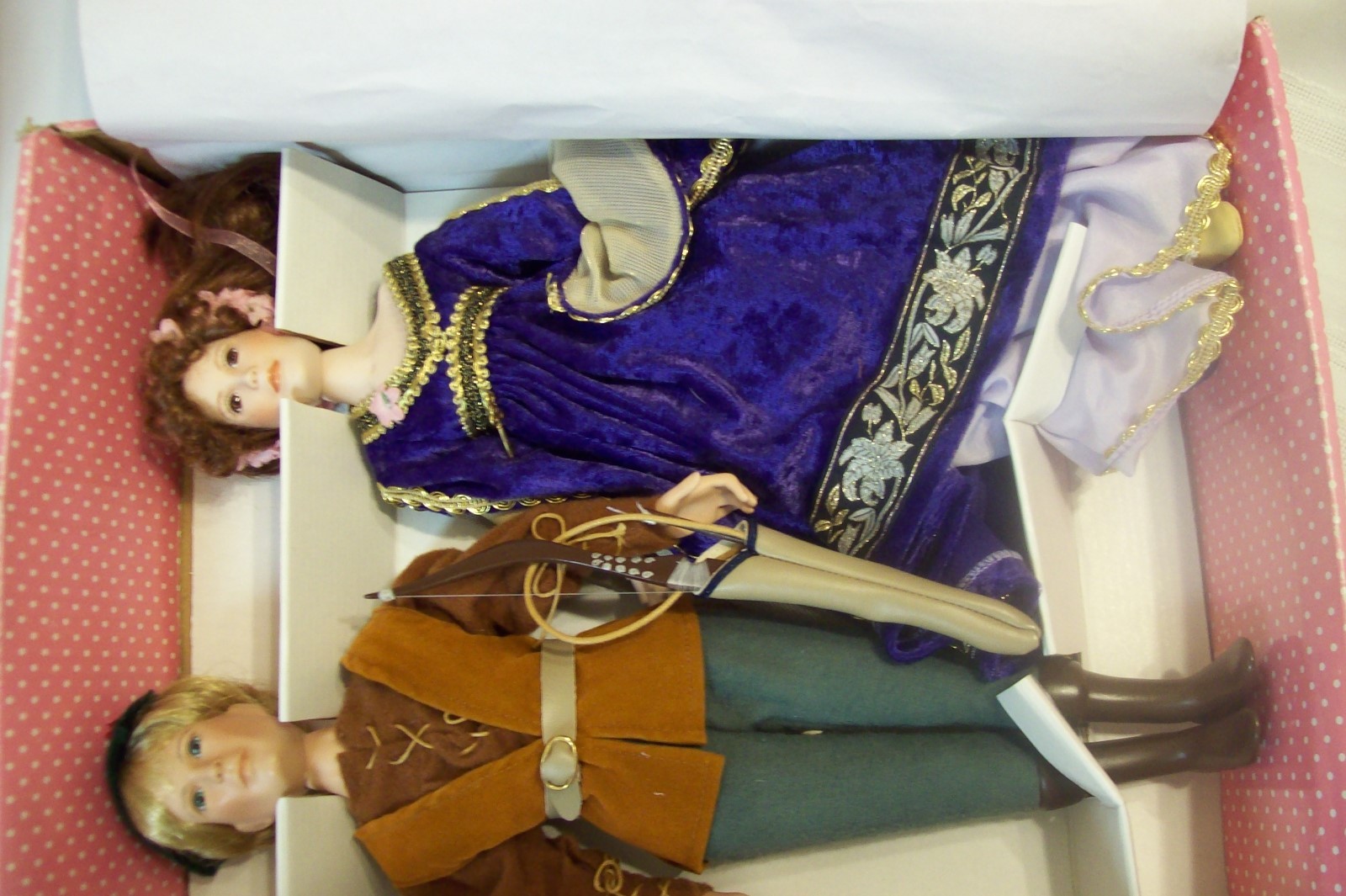 Robin Hood and Lady Marion- Paradise Galleries dolls