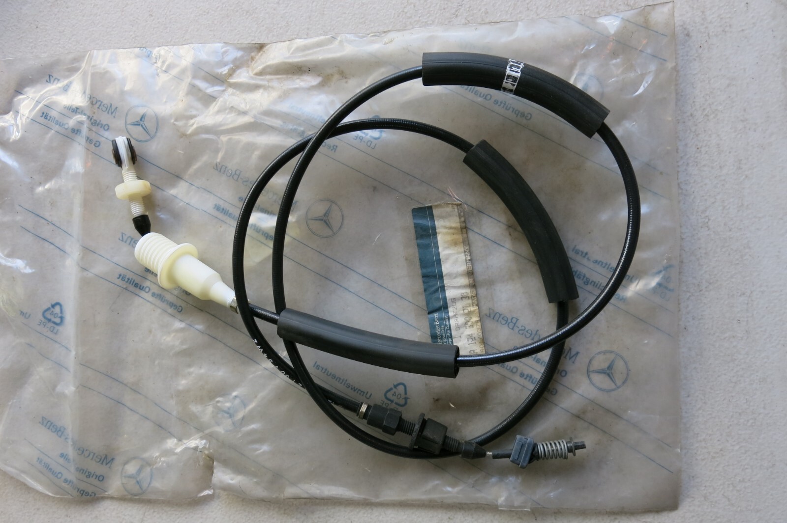 MERCEDES Cable A1243002130 for Mercedes W124 | eBay