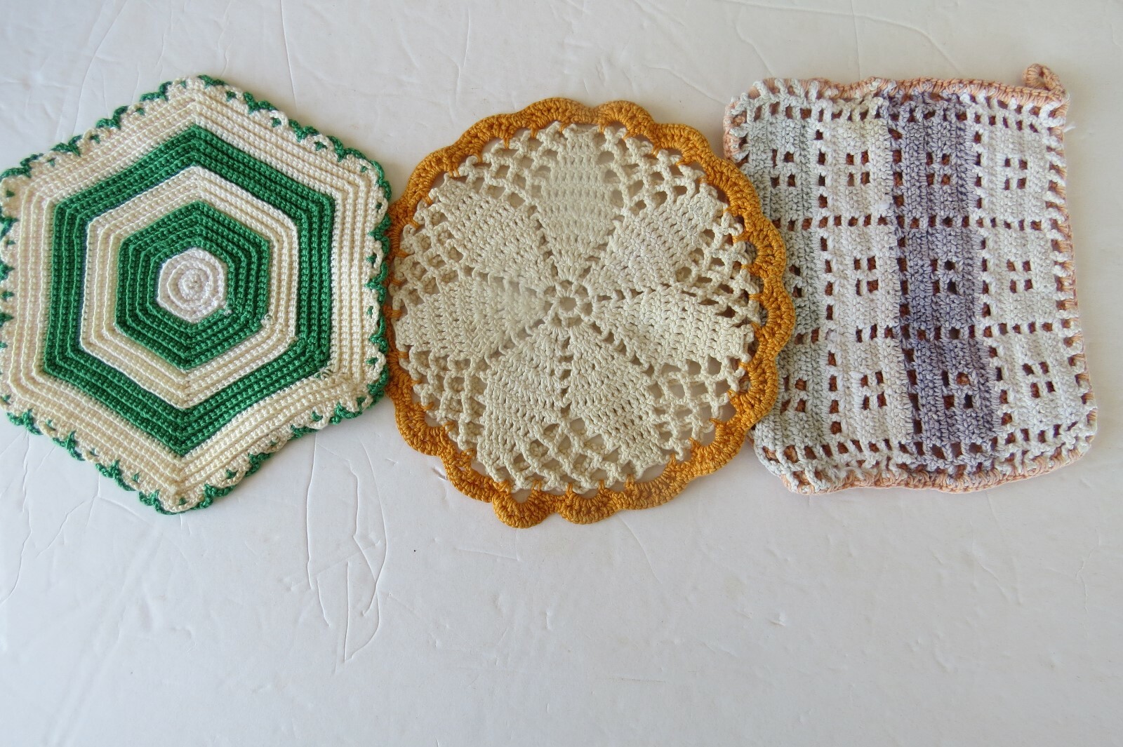 Vintage Hand Crocheted Pot Holders Lot Of 6 Assorted Colors And Styles