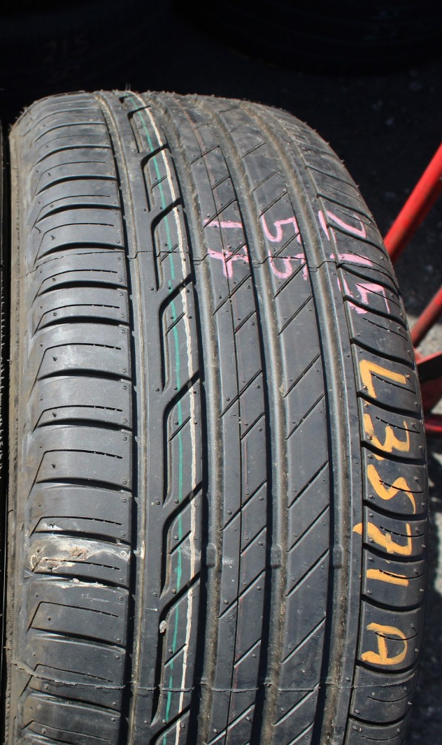 New 215 55 17 Bridgestone, Turanza T001, 94V, x1 Tyre (F1_tyres) L3571