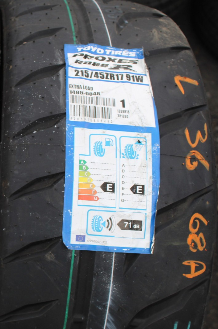 New 215 45 17 Toyo, Proxes R888, XL, 91W x1 Tyre (F1_tyres) L3668