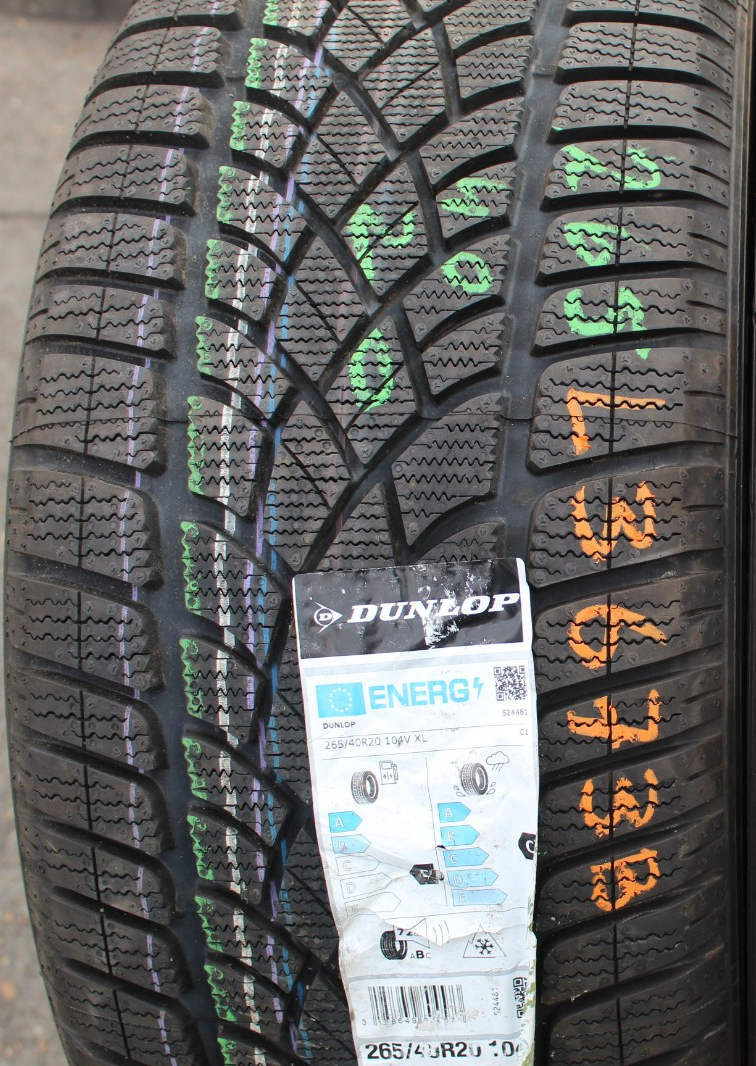 New 265 40 20 Dunlop, Winter, AO, M+S, XL, 104V, x1 Tyre (F1_tyres) L3673