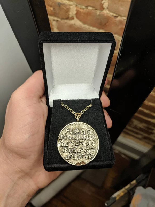 Metal Lonestar'S Birthright Pendant from Spaceballs