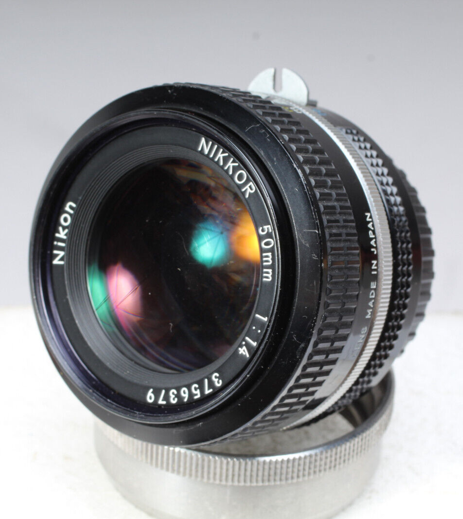 NIKKOR 50mm f/1.4 レンズ（L37c 52㎜　フィルター付） NIKKOR 50mm f/1.4 レンズ（L37c 52㎜ フィルター付）