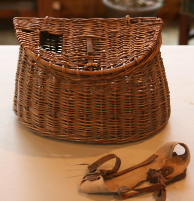 Vintage Antique Wicker Fly Fishing Creel Basket Primitive Old Unmarked