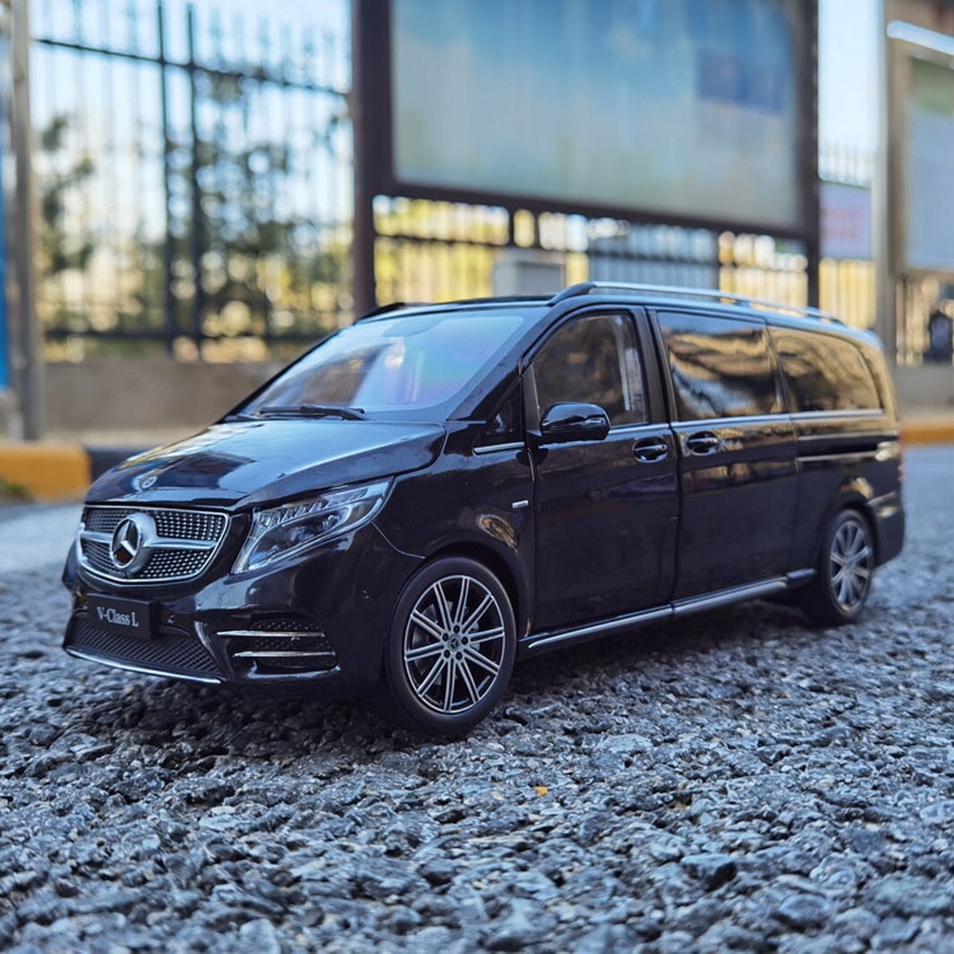 Mercedes benz 1:18V260L Vクラス MPV モデル 1/18 Scale Mercedes-Benz V-Class V260L MPV Black Diecast Car