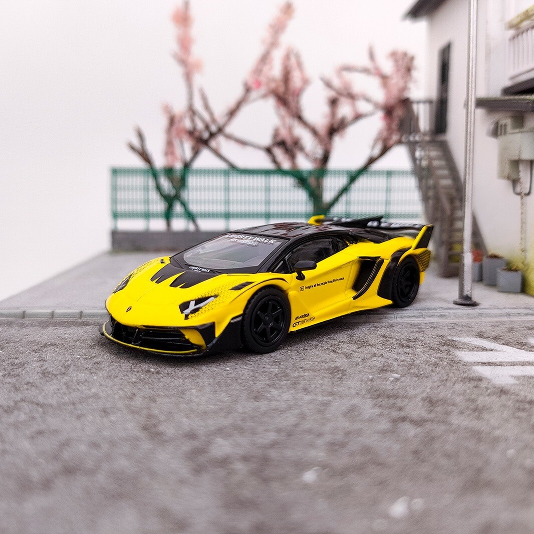 MINIGT 1/64 Lamborghini Aventador GT EVO LBWK Yellow Diecast