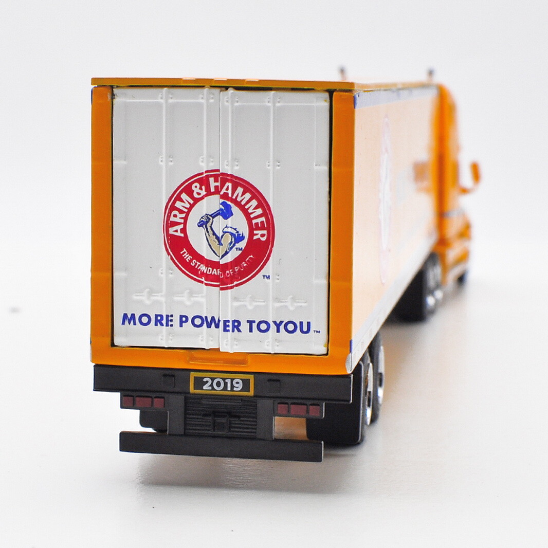 1/64 Model Freightliner Container Truck Trailer MORE POWER