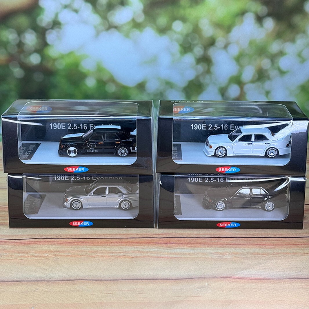 Seeker 1/64 Mercedes-Benz 190E W201 2.5-16 Black Diecast Car