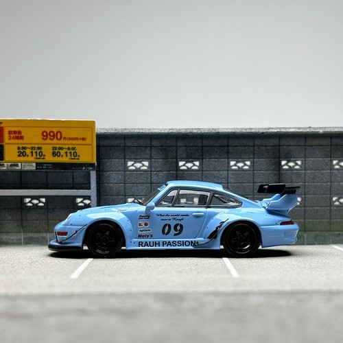RWB 993 1/18 & RAUH-Weltクリアーケース RWB 993 1/18 & RAUH-Weltクリアーケース