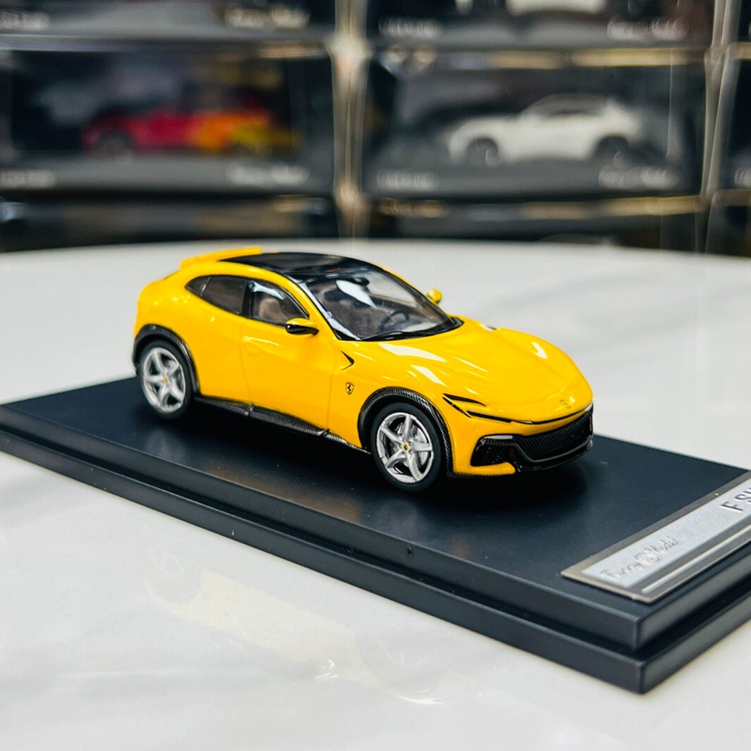 Funny Model F SUV / フェラーリ プロサングエ 1/64 Funny Model 1/64 Ferrari Purosangue SUV Yellow Diecast car