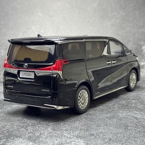 Lexus LM300h ミニカー 1/18 ブラック s-l1200.jpg