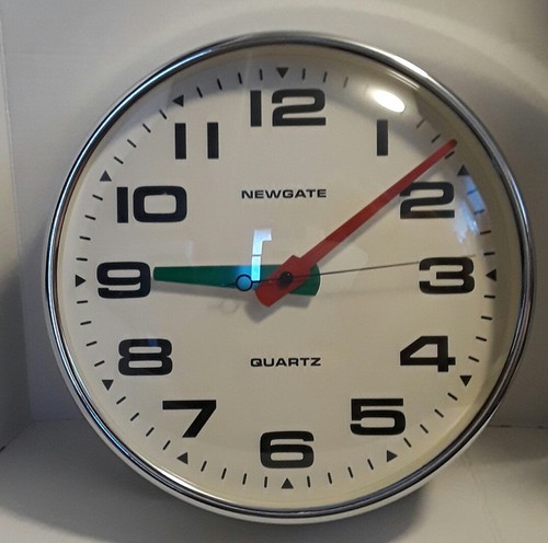 NEWGATE Brixton Wall Clock Chrome 掛け時計