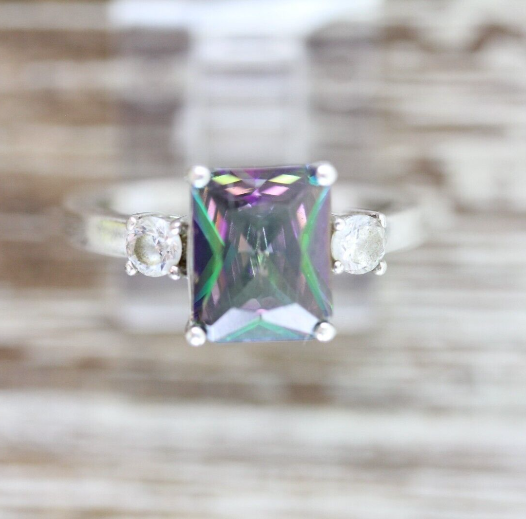 VINTAGE RAINBOW BRILLIANT CUBIC ZIRCONIA STERLING SILVER 925 VINTAGE RAINBOW BRILLIANT CUBIC ZIRCONIA STERLING SILVER 925