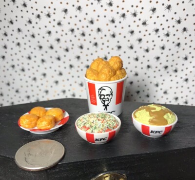 MINI BRANDS KFC SLAW MASHED POTATOES CHICKEN BISCUITS