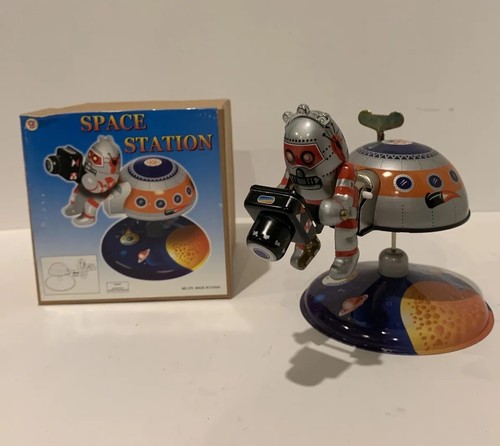 スターウォーズTIN TOY Star Wars Darth Vader Robot Wind Up Tin Toy 1997 Osaka