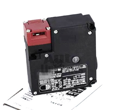 1PCS New  Omron D4NL-4HFA-B4 D4NL4HFAB4 Guard Lock Safety Switch