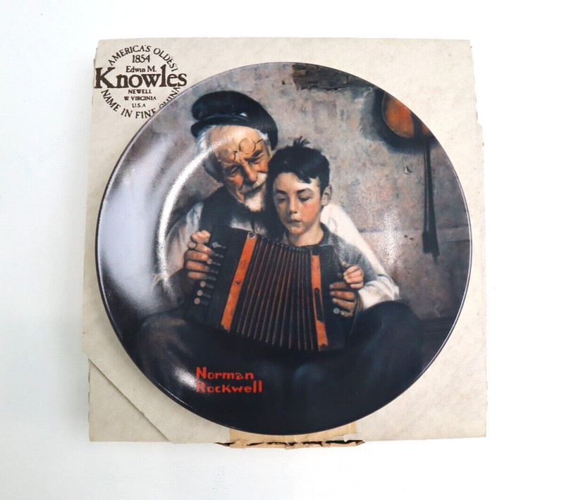 Knowles Norman Rockwell Plate "The Music Maker" 1981 Limited Edition