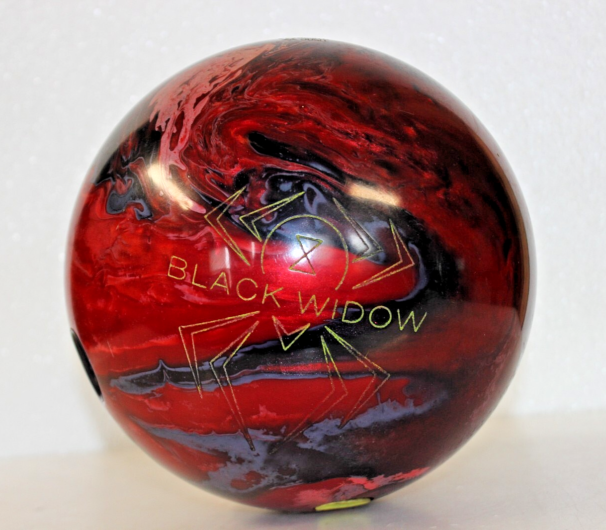 BLACK WIDOW 2.0 HYBRID ボウリングボール 14LB Amazon.com : Hammer Black Widow 2.0 Hybrid Bowling Ball