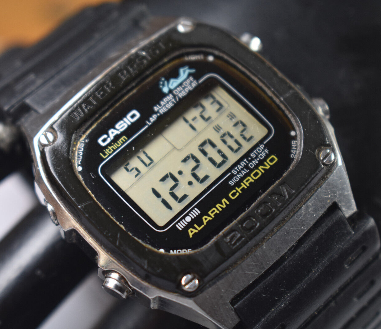 DW-1000 ヴィンテージ カシオ たくましい 稼働品 DW-1000 ヴィンテージ カシオ たくましい 稼働品