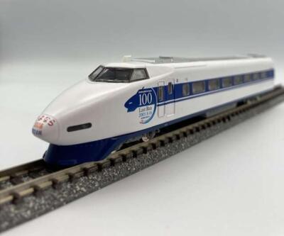 TOMIX 92929
JRさよなら100系東海道・山陽新幹線セット[限定品] Tomix 92929 Jr Goodbye 100 Series Tokaido Shinkansen 16-Car