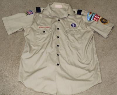 Boy Scouts of America Michigan Official Short Sleeve Shirt Men's LG. W/ Patches