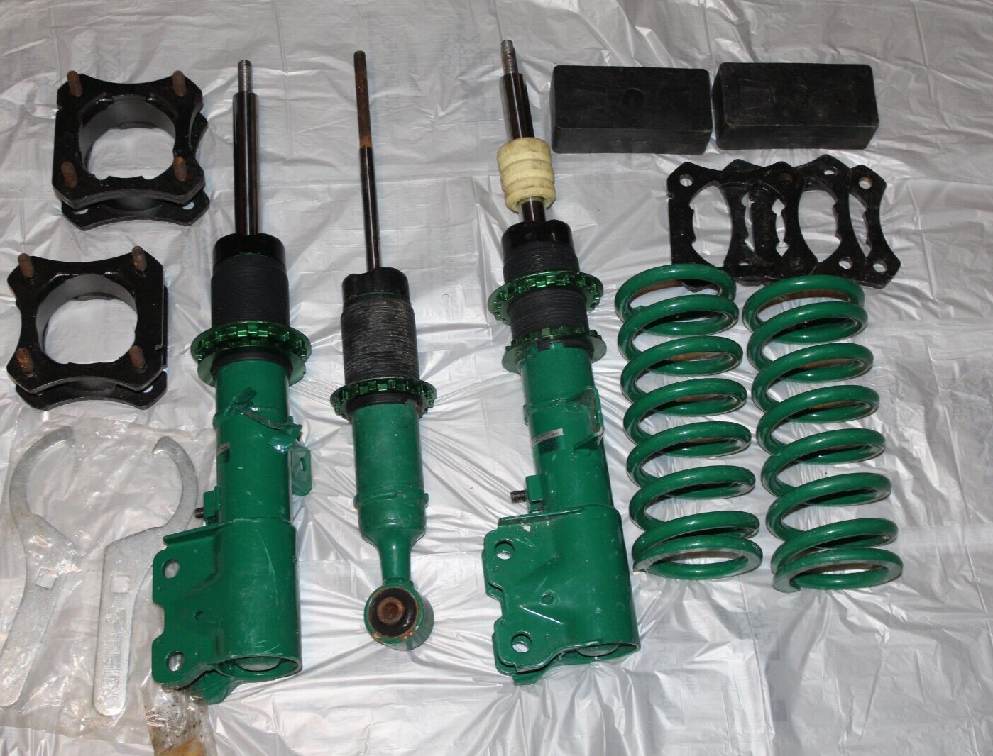 Tein Street Basis Z Coilovers for CY4A/CY3A/CX4A-FR/GBE20 Tein Street Basis Z Coilovers for CY4A/CY3A/CX4A-FR/GBE20