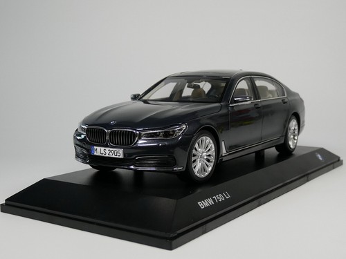 BMW 750 Li ミニカー 1/18 $_12.JPG?set_id=880000500F