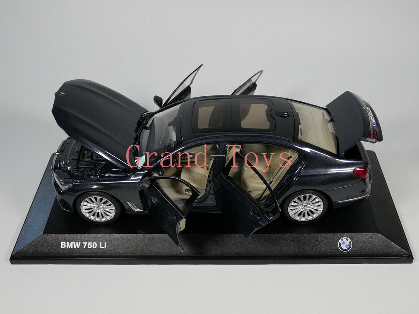 1/18 Scale BMW 7 Series 750 Li 2017 Grey Diecast Car Model